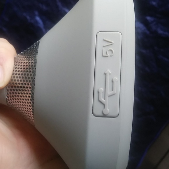 Plug in Mirror Speaker - Picture 4 of 4